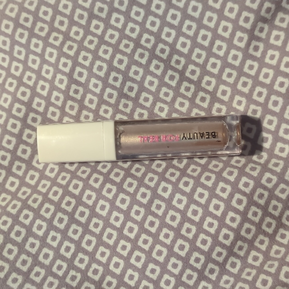 ✨Beauty for real liquid shadow